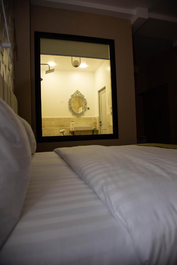 Hotel Port Plaza Evn P'arak'ar Exterior foto